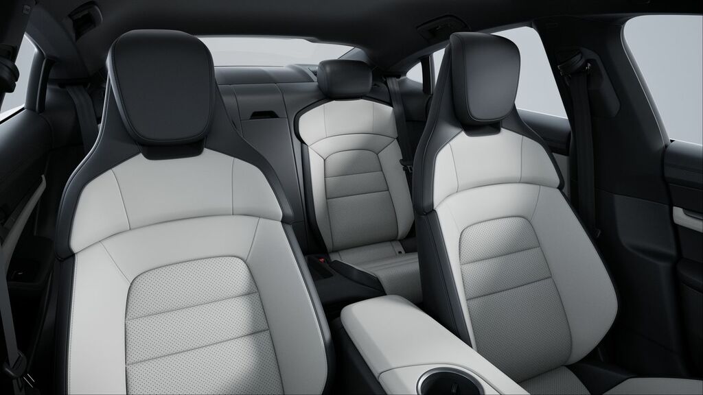 Porsche Taycan 4S Black
