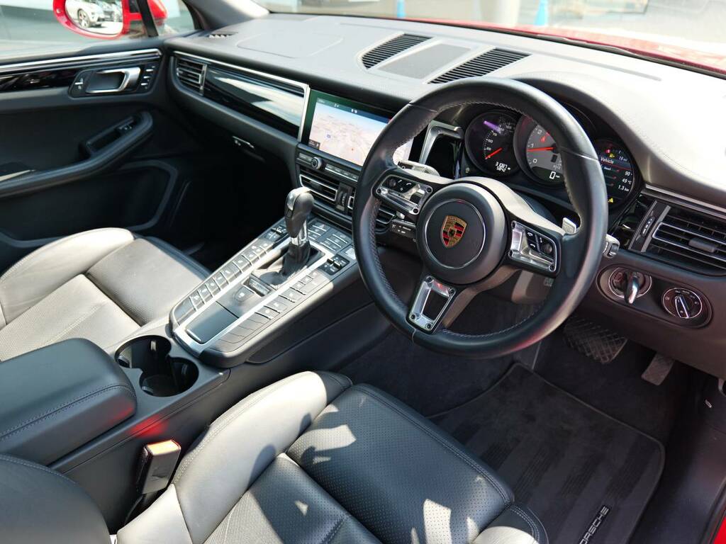 Porsche Macan S Red #4