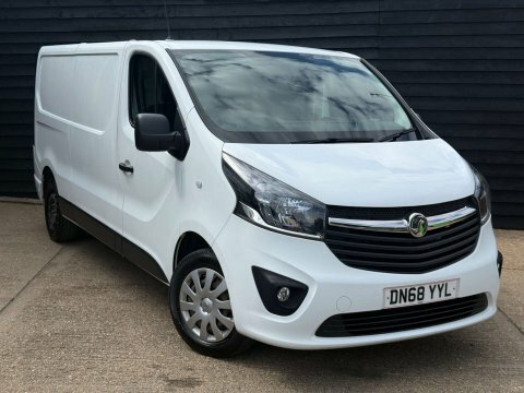 Vauxhall Vivaro 1.6 Vivaro 2900 DN68YYL White #4