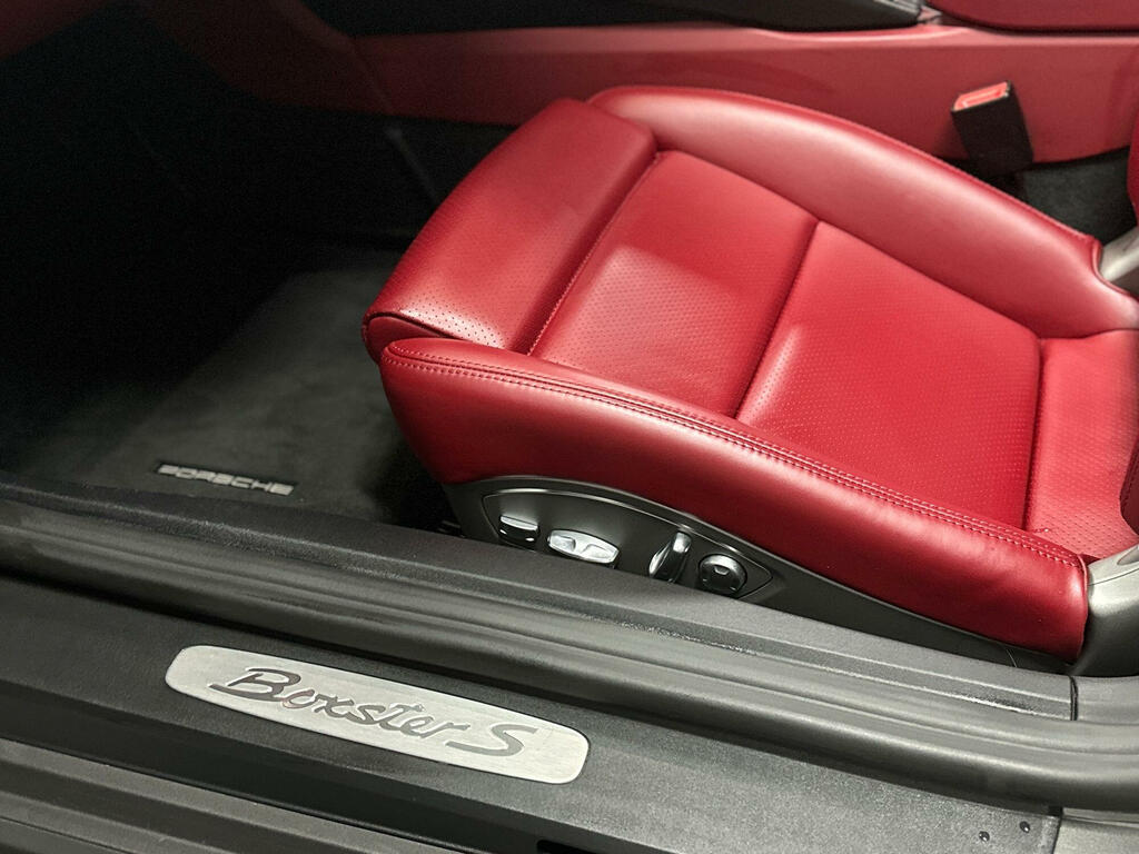 Porsche 718 Cayman 2.0T 25 Silver #67