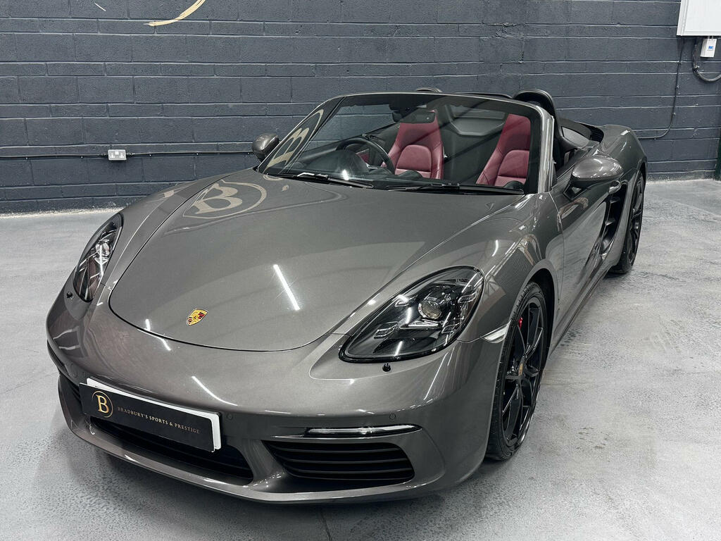 Porsche 718 Cayman 2.0T 25 Silver #71