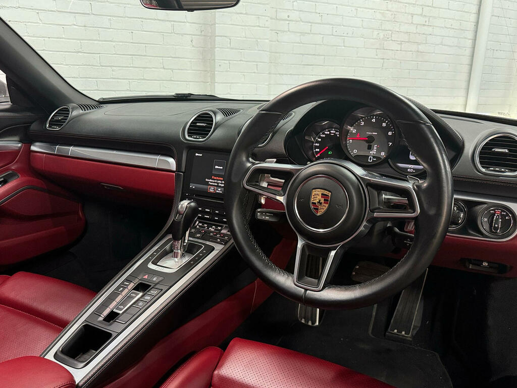 Porsche 718 Cayman 2.0T 25 Silver #53