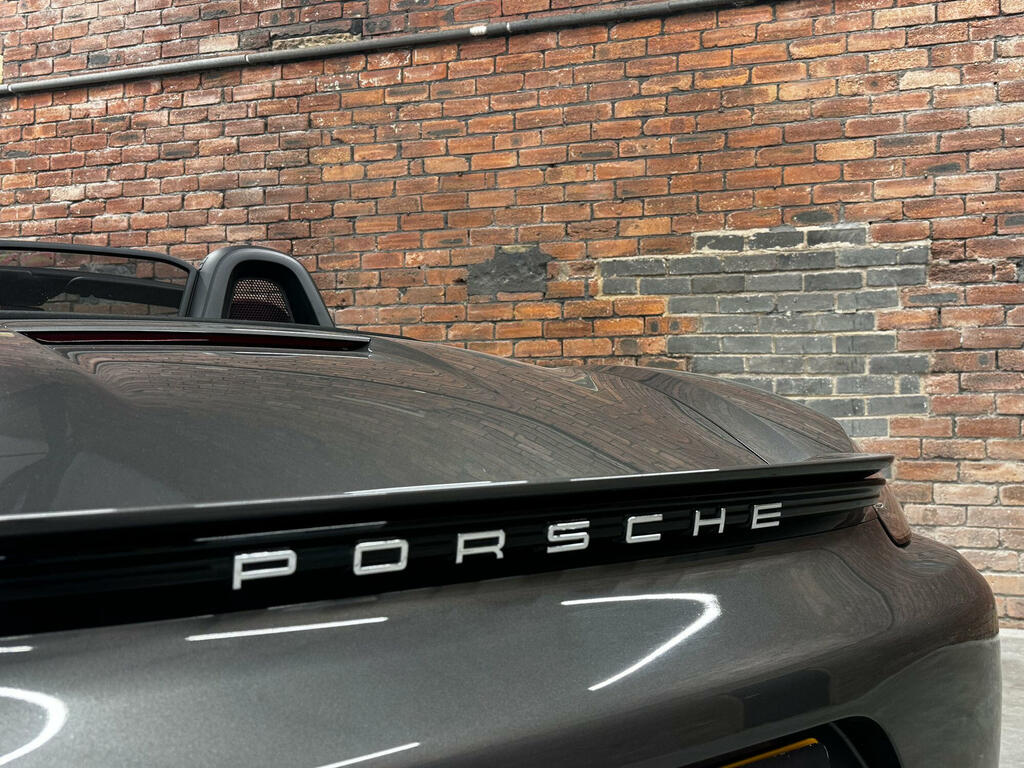 Porsche 718 Cayman 2.0T 25 Silver #89