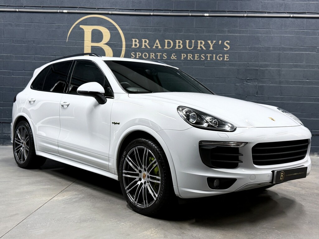Porsche Cayenne Suv 3.0 V6 E-hybrid S Platinum Edition 201767 White #2