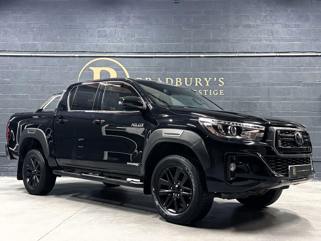 Toyota HILUX Pickup 2.4 D-4d Invincible X 4Wd 202020 Black #5