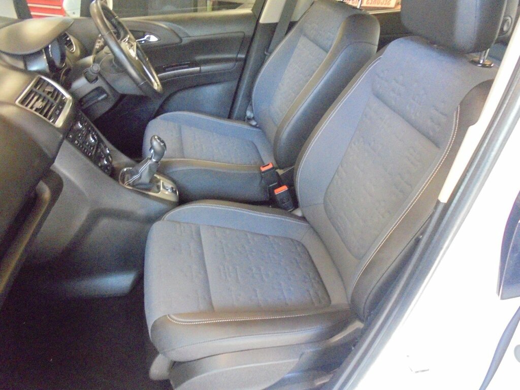 Vauxhall Meriva 1.4I 16V Life White #8