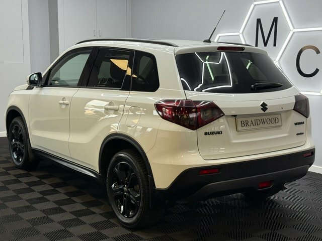 Suzuki Vitara Sz5 White #2