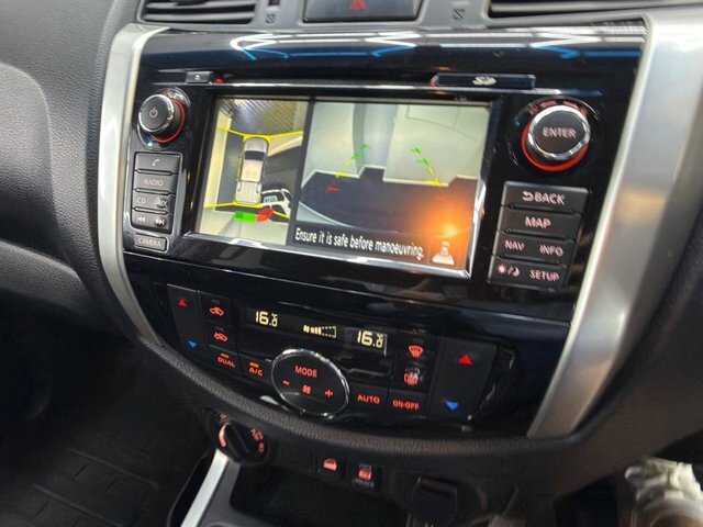 Nissan Navara Dci Tekna 4X4 Shr Dcb Black #21
