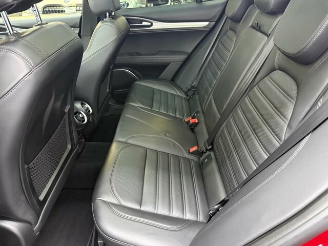 Alfa Romeo Stelvio 2.2 D 210 Speciale Red #14