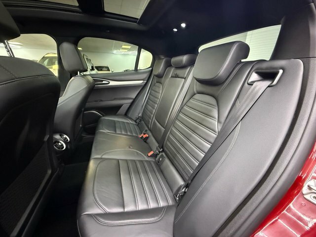 Alfa Romeo Stelvio 2.2 D 210 Speciale Red #15