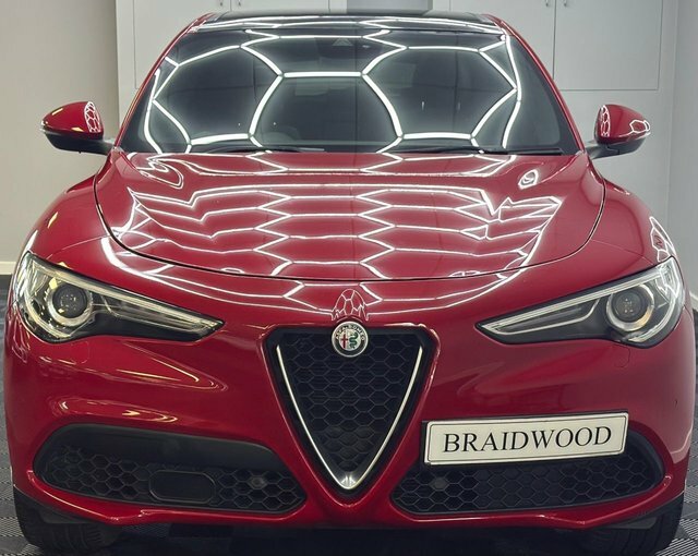 Alfa Romeo Stelvio 2.2 D 210 Speciale Red #24