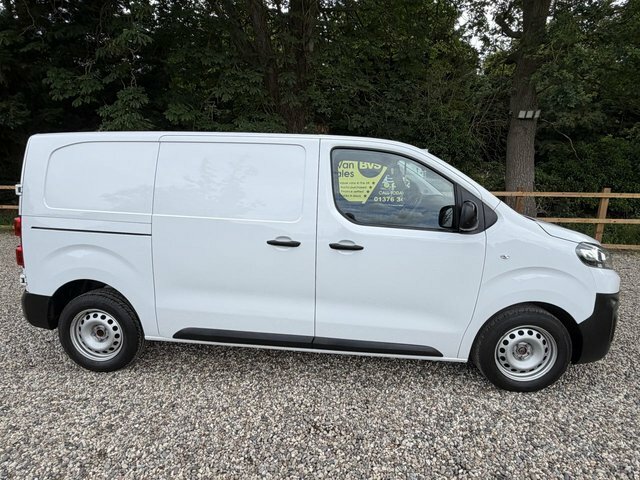 Citroen Dispatch Bluehdi 1000 Enterprise Edition KM73RVC White #3
