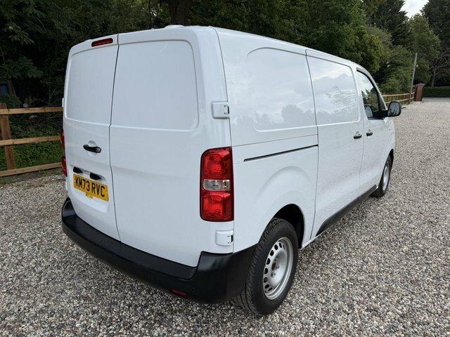 Citroen Dispatch Bluehdi 1000 Enterprise Edition KM73RVC White #4