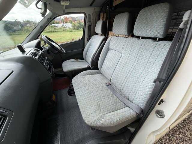 Toyota HiAce 2.5 D-4d 280 S Twin Rear Doors #12