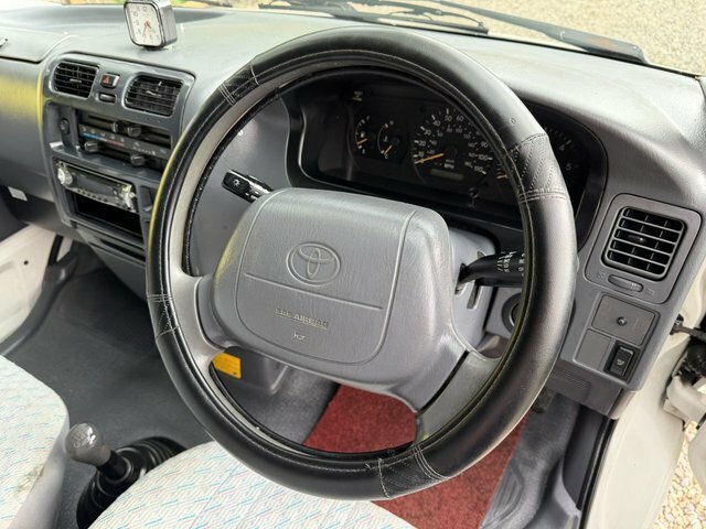 Toyota HiAce 2.5 D-4d 280 S Twin Rear Doors #23