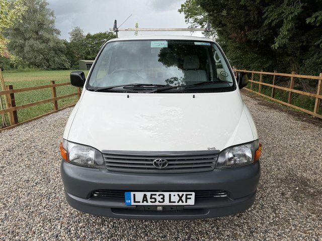 Toyota HiAce Speed,swb,no Vat White #2