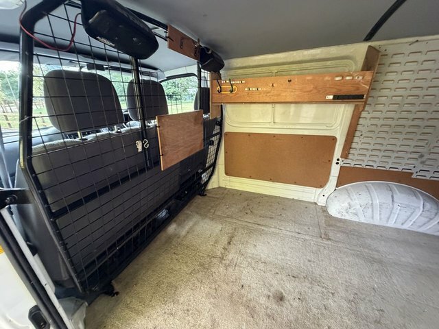 Toyota HiAce 2.5 D-4d 280 S Twin Rear Doors #16