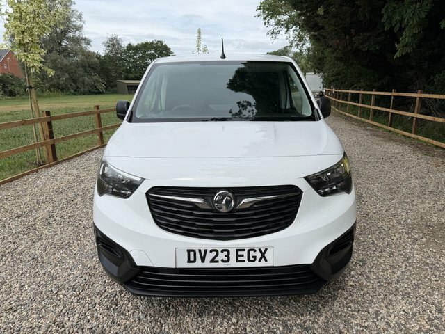 Vauxhall Combo Turbo D 2300 Prime DV23EGX White #2