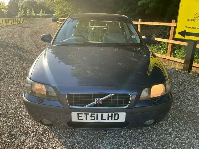 Volvo S60 S Saloon Blue #4