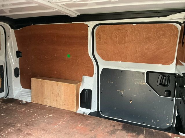 Vauxhall Vivaro Turbo D 2900 Prime White #3