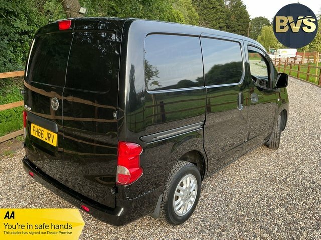 Nissan NV200 Dci Tekna Panel Van Black #4