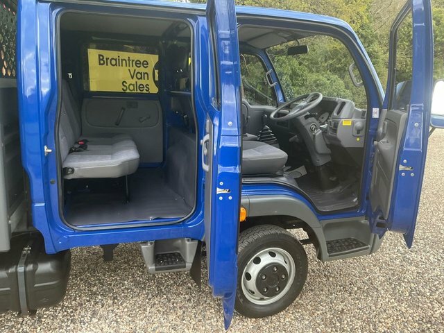 Nissan NT400 120 Bhp 5 Speed Blue #9