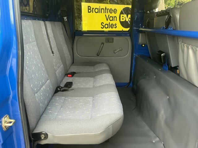 Nissan NT400 120 Bhp 5 Speed Blue #17