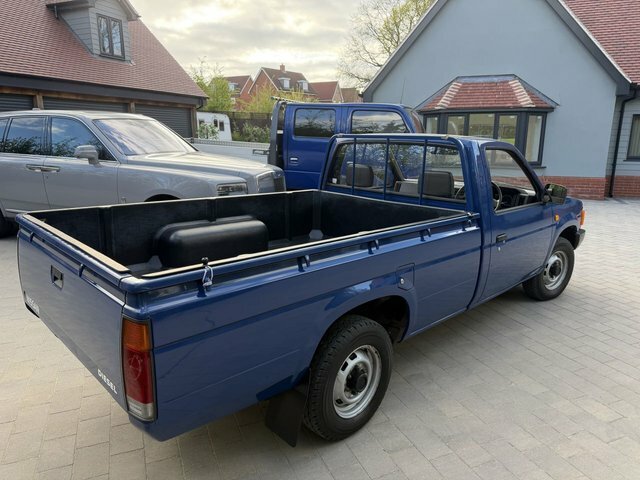 Nissan NT400 120 Bhp 5 Speed Blue #47
