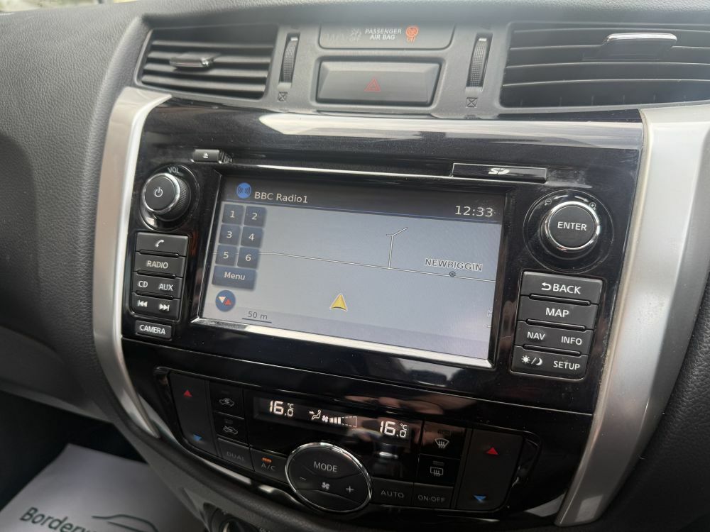 Nissan Navara Dci Tekna Shr Dcb Grey #15