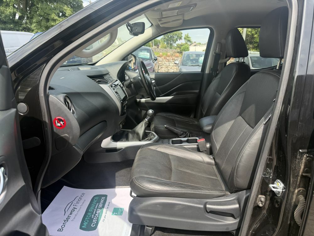 Nissan Navara Dci Tekna Shr Dcb Grey #8