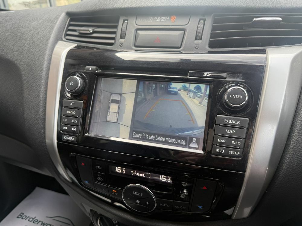 Nissan Navara Dci Tekna Shr Dcb Grey #14