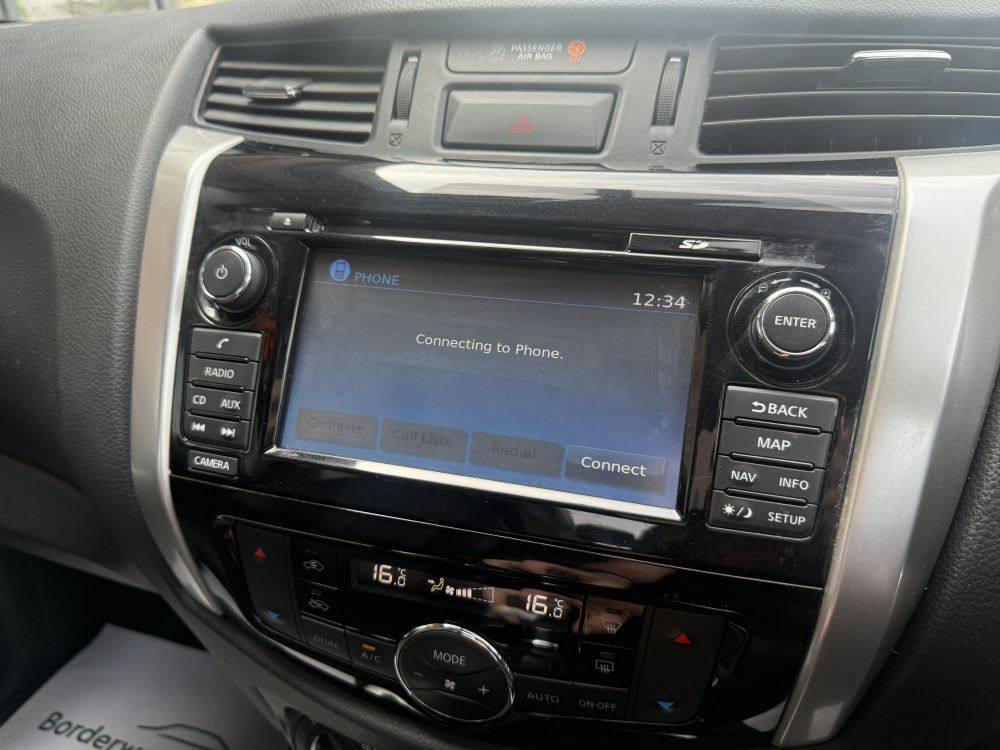 Nissan Navara Dci Tekna Shr Dcb Grey #16
