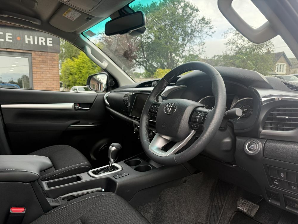 Toyota HILUX 2.4 D-4d Invincible 4Wd Grey #4
