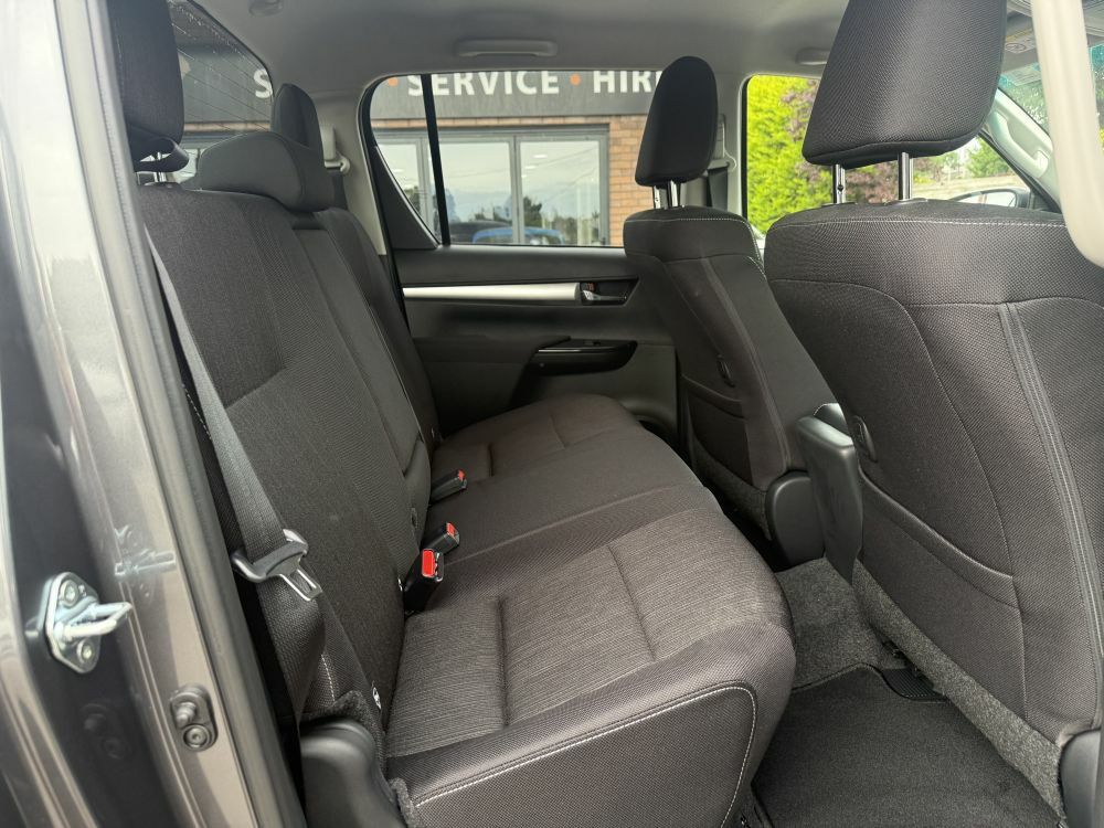 Toyota HILUX 2.4 D-4d Invincible 4Wd Grey #6