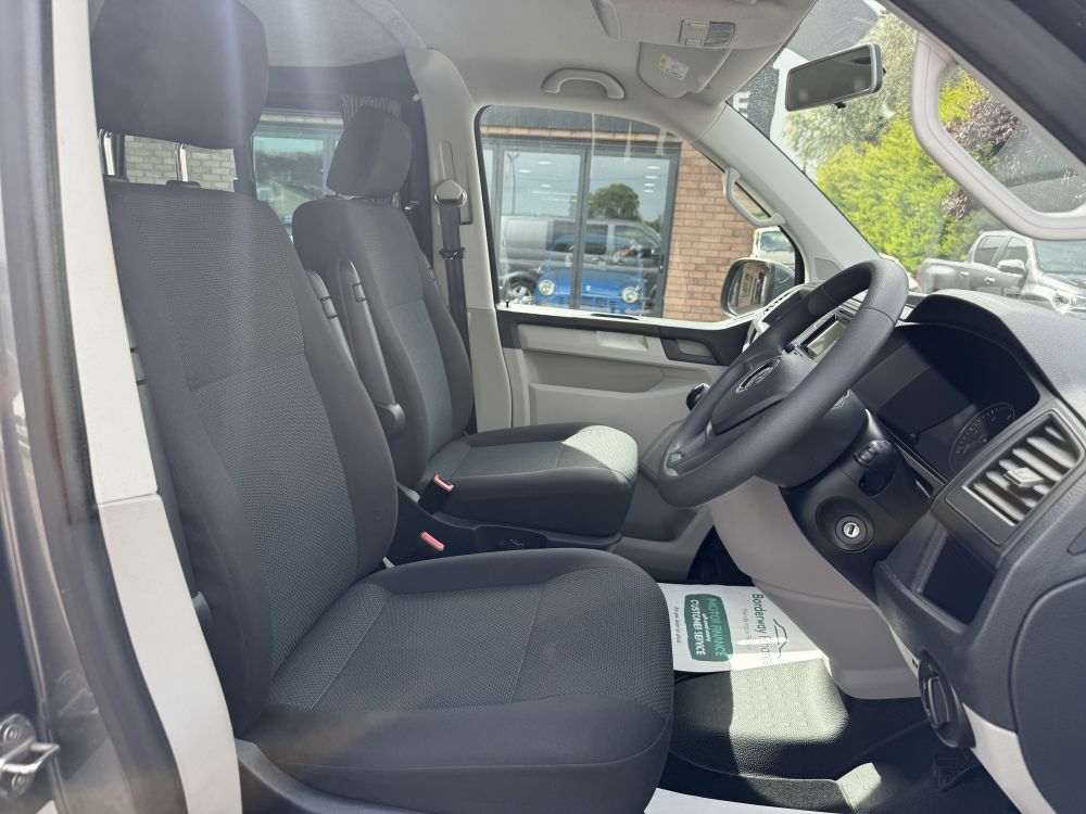 Volkswagen Campervan 2.0 Tdi Grey #6