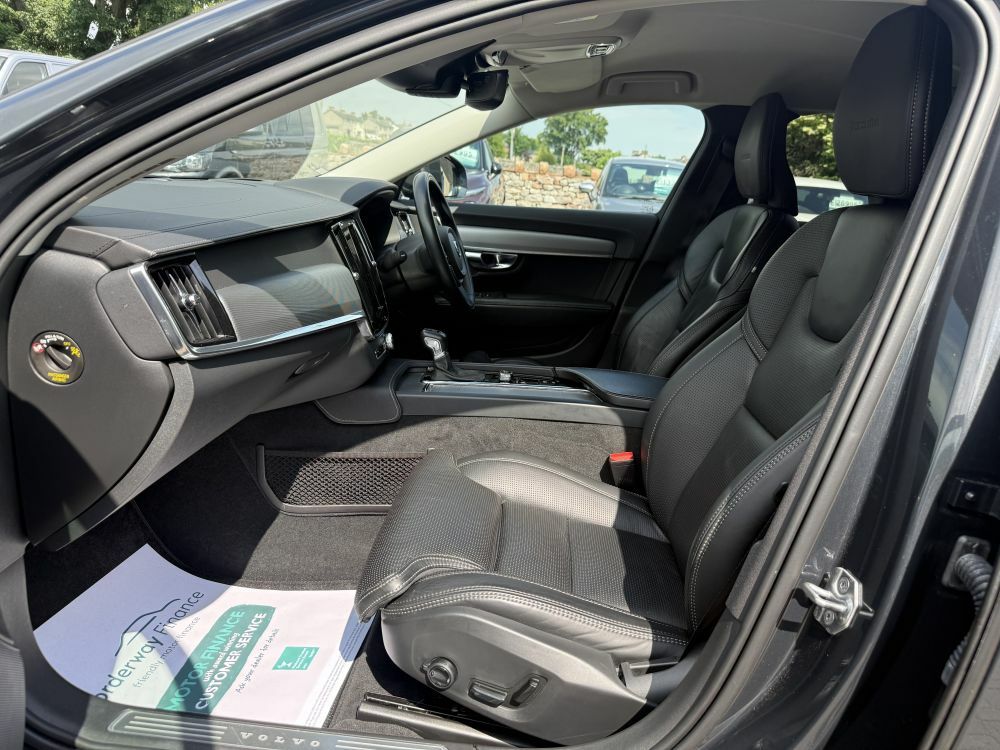 Volvo V90 2.0 D4 Momentum Plus Geartronic Grey #8