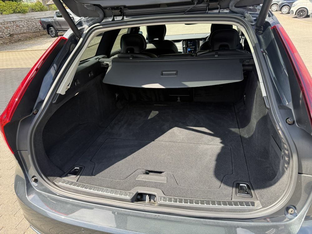 Volvo V90 2.0 D4 Momentum Plus Geartronic Grey #11