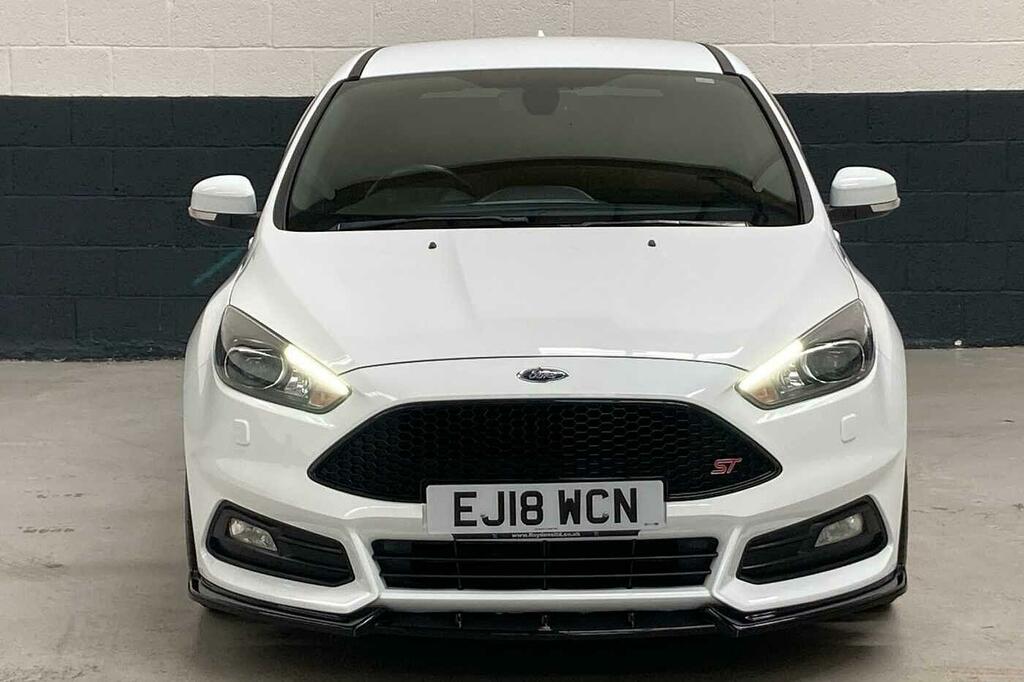 Ford Focus 2.0T Ecoboost St-3 Euro 6 Ss EJ18WCN White #2