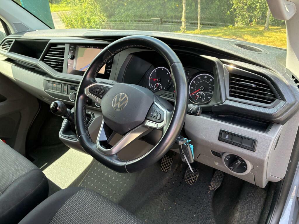 Volkswagen Transporter 2L Se Beige #19