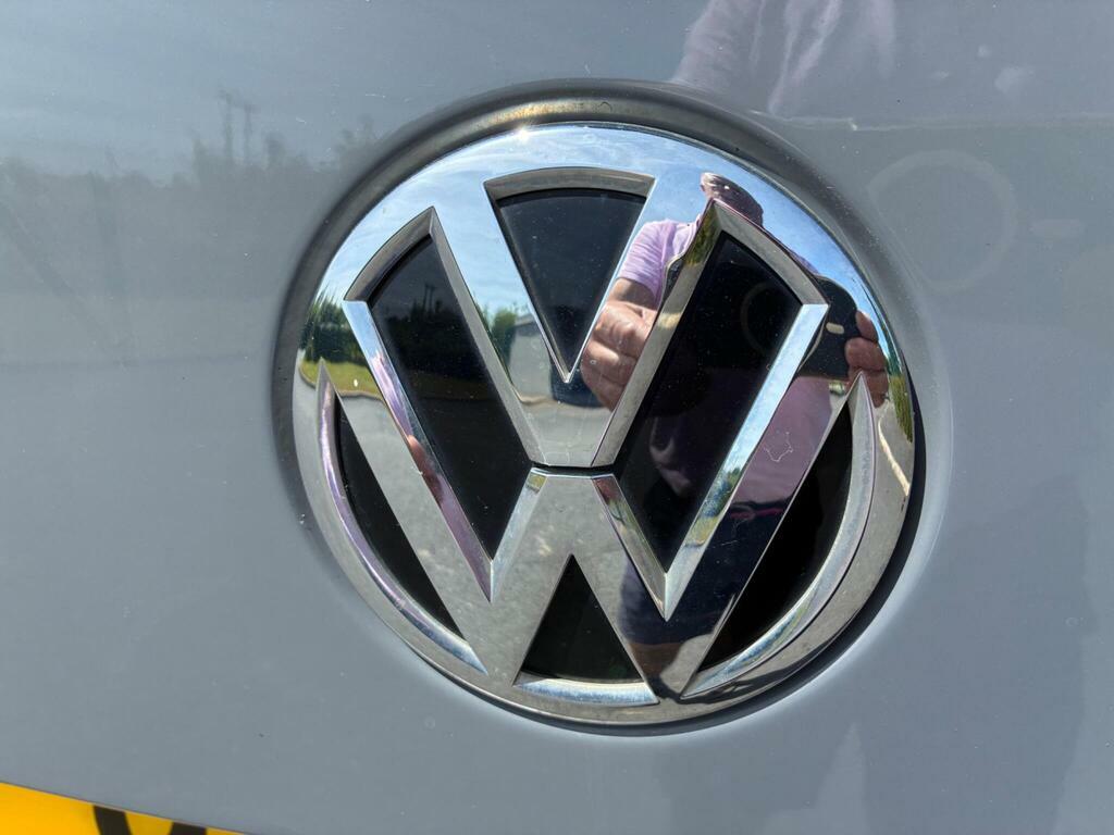 Volkswagen Transporter 2L Se Beige #13