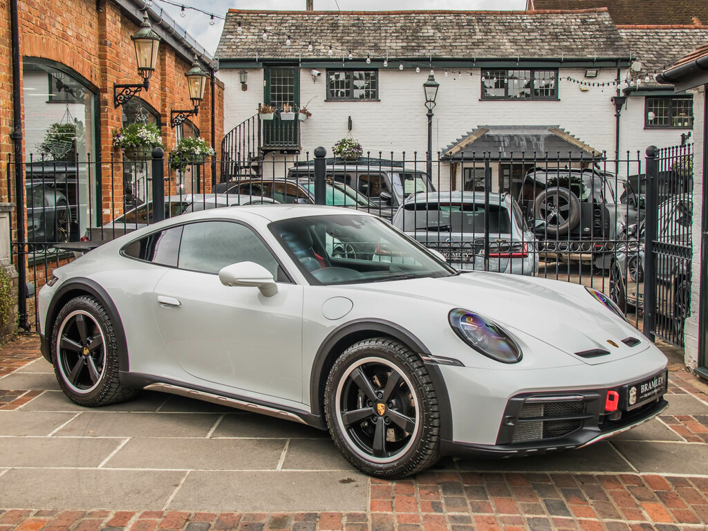 Porsche 911 Automatic RJ23NNC White #4