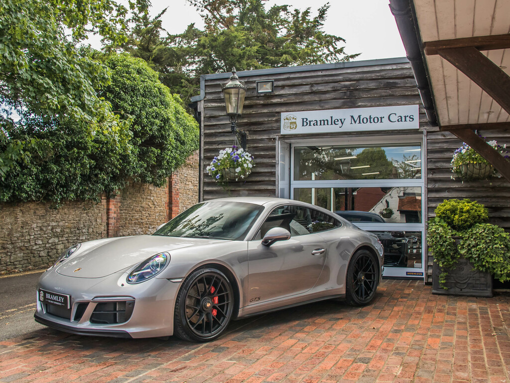 Porsche 911 Automatic Black