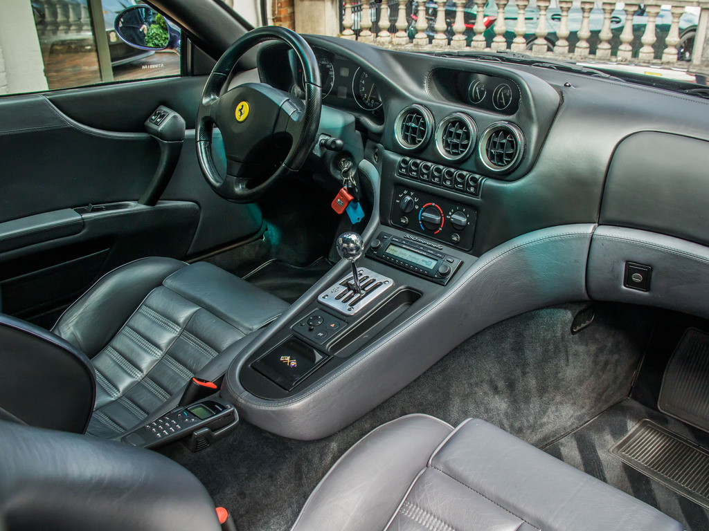 Ferrari 550 Maranello 6-Speed  #17