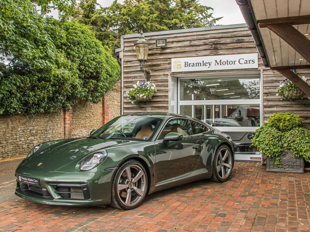 Porsche 911 Manual Green