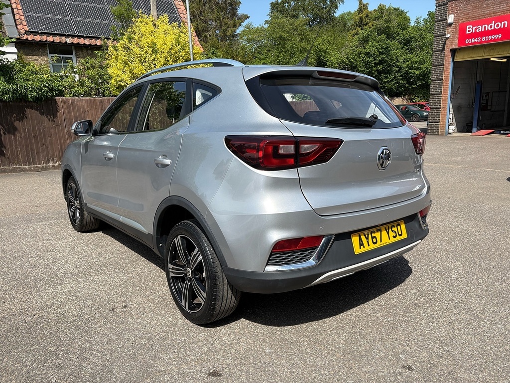 MG ZS Exclusive 1.5 Silver #4
