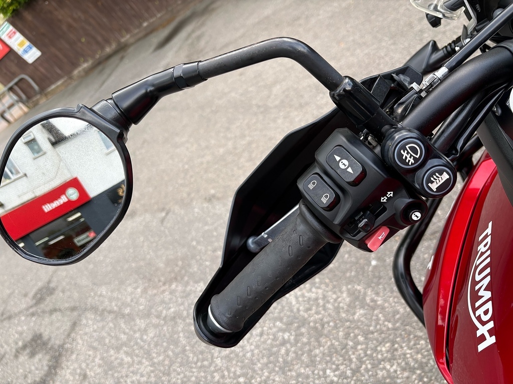 Triumph  Bonneville T100 White #4