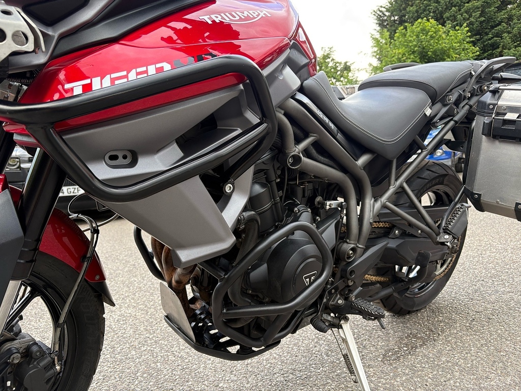Triumph  Bonneville T100 White #3