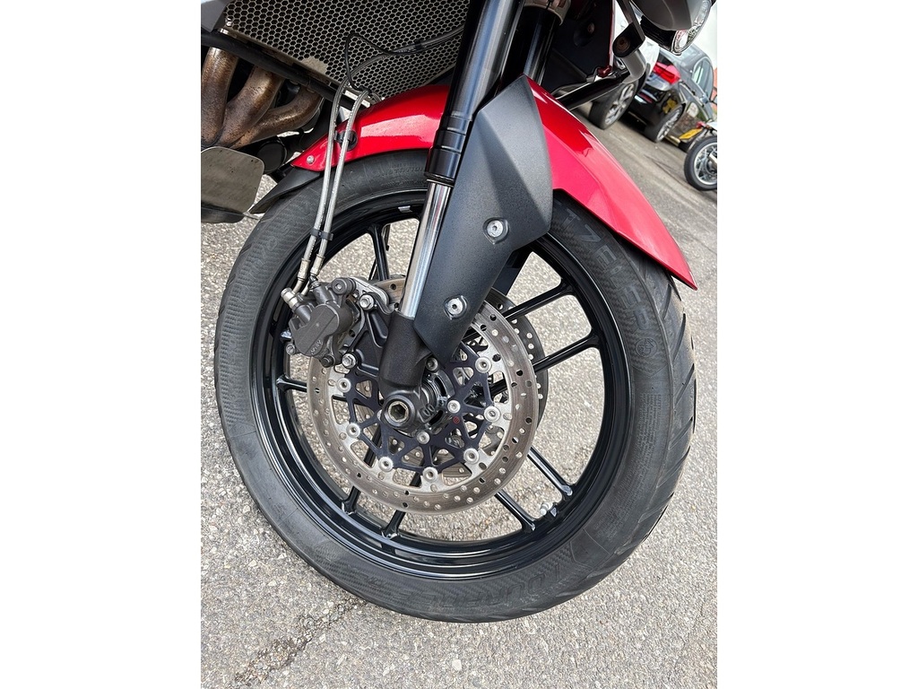 Triumph  Bonneville T100 White #2