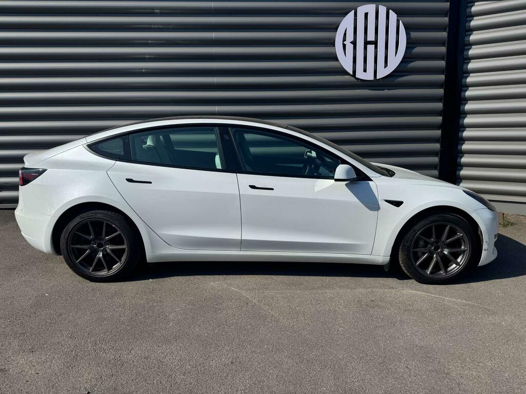 Tesla Model 3 Standard Range Plus Rwd SH71HKN White #2