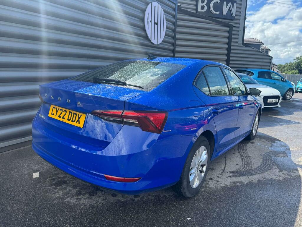 Skoda Octavia 1.0 Tsi Se Technology Euro 6 Ss CY22DDX Blue #3